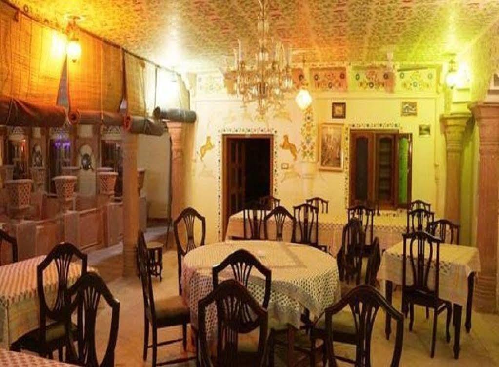 Hotel Suroth Mahal Luhāru Zewnętrze zdjęcie